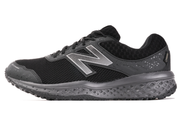 New Balance 620 V2 Trail Black Gray